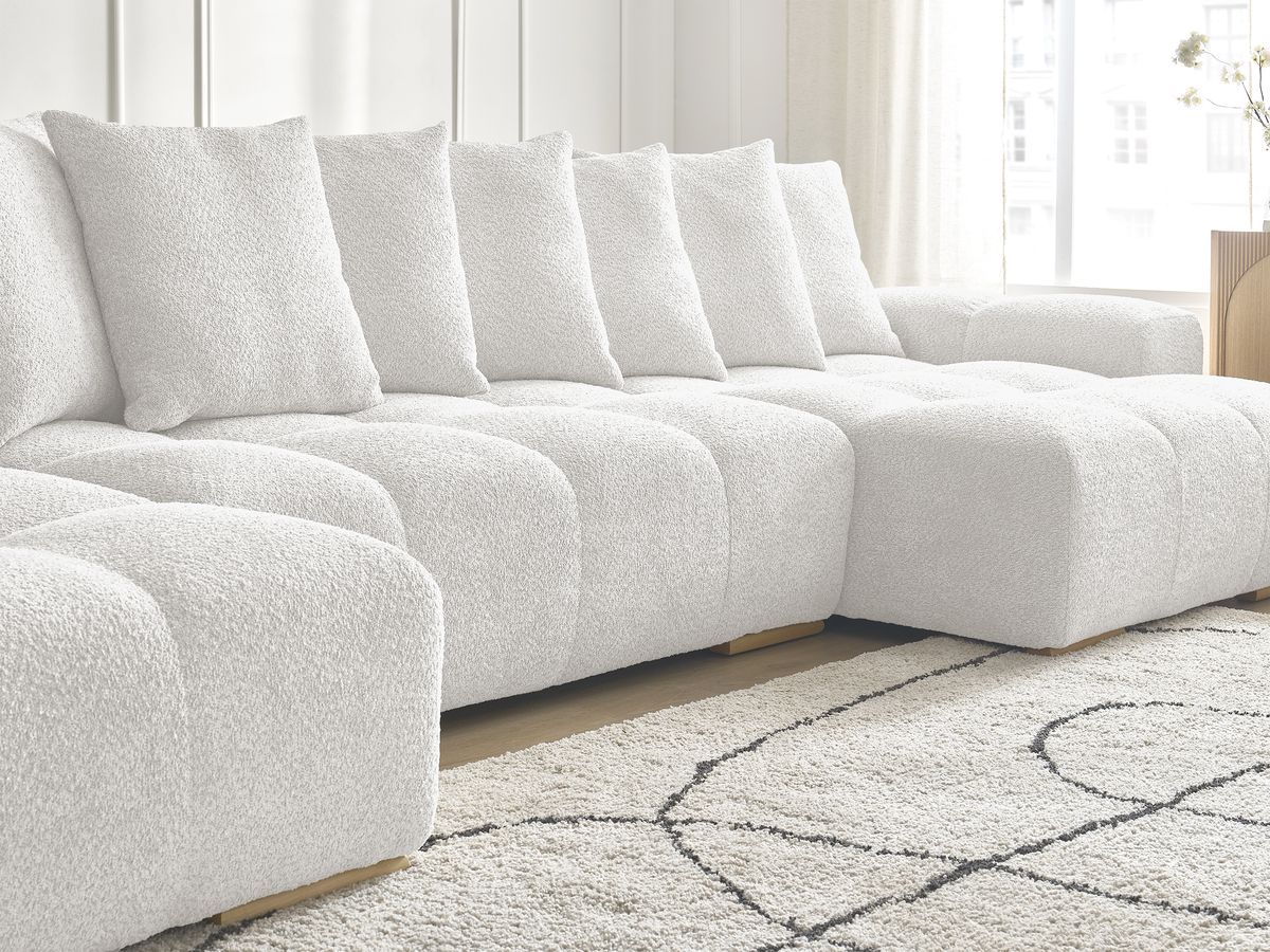 Bobochic Anakin Wohnlandschaft, Liegefläche 137 × 382 cm, 10 Kissen Bouclé-Stoff Weiß