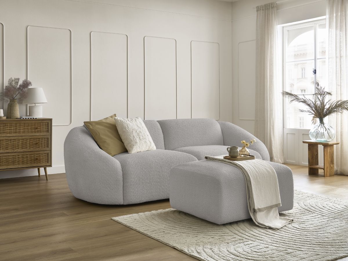 Bobochic Tina Sofa 4-Sitzer mit Pouf Bouclé-Stoff Hellgrau