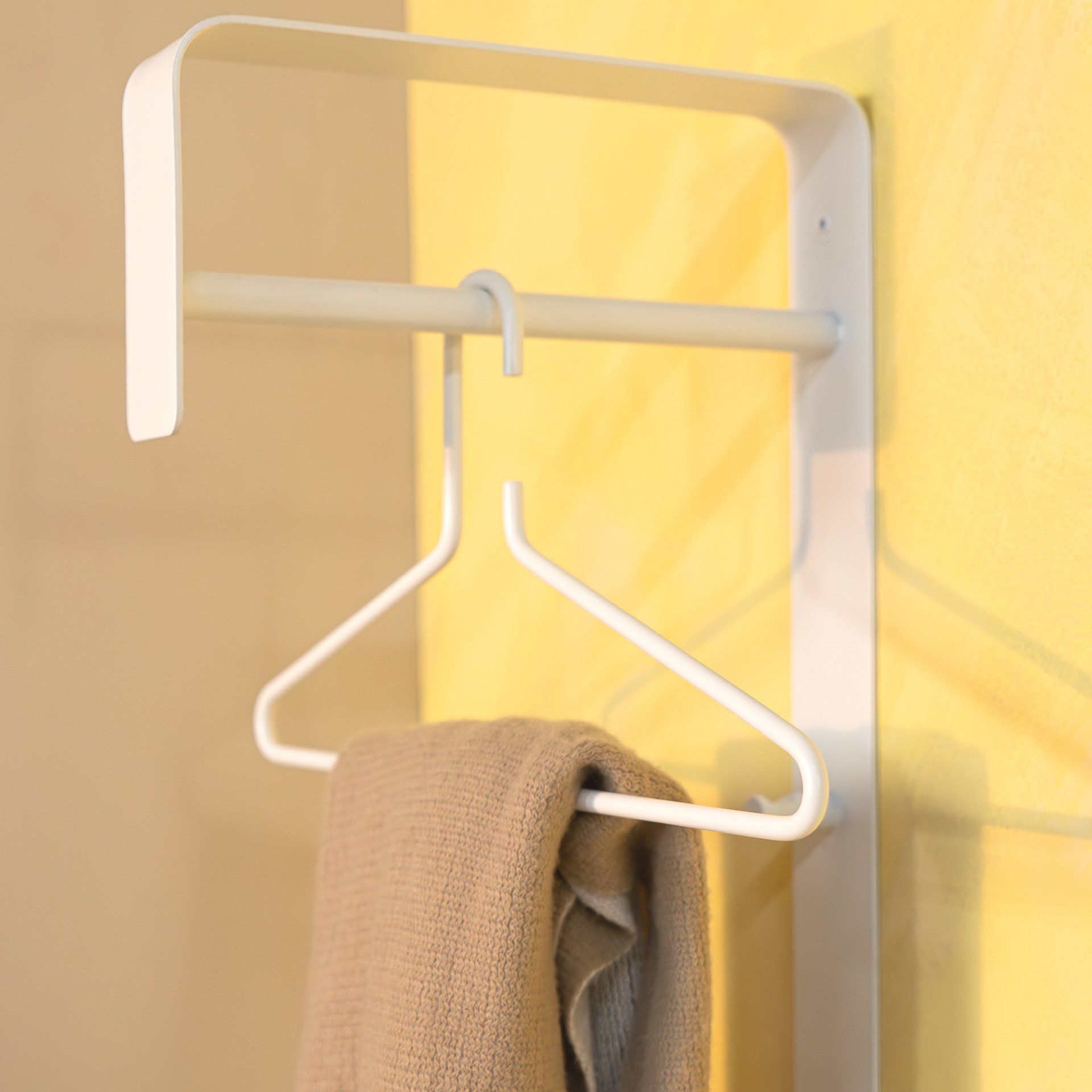 Spinder Design Wandgarderobe Arcus Bar Weiß