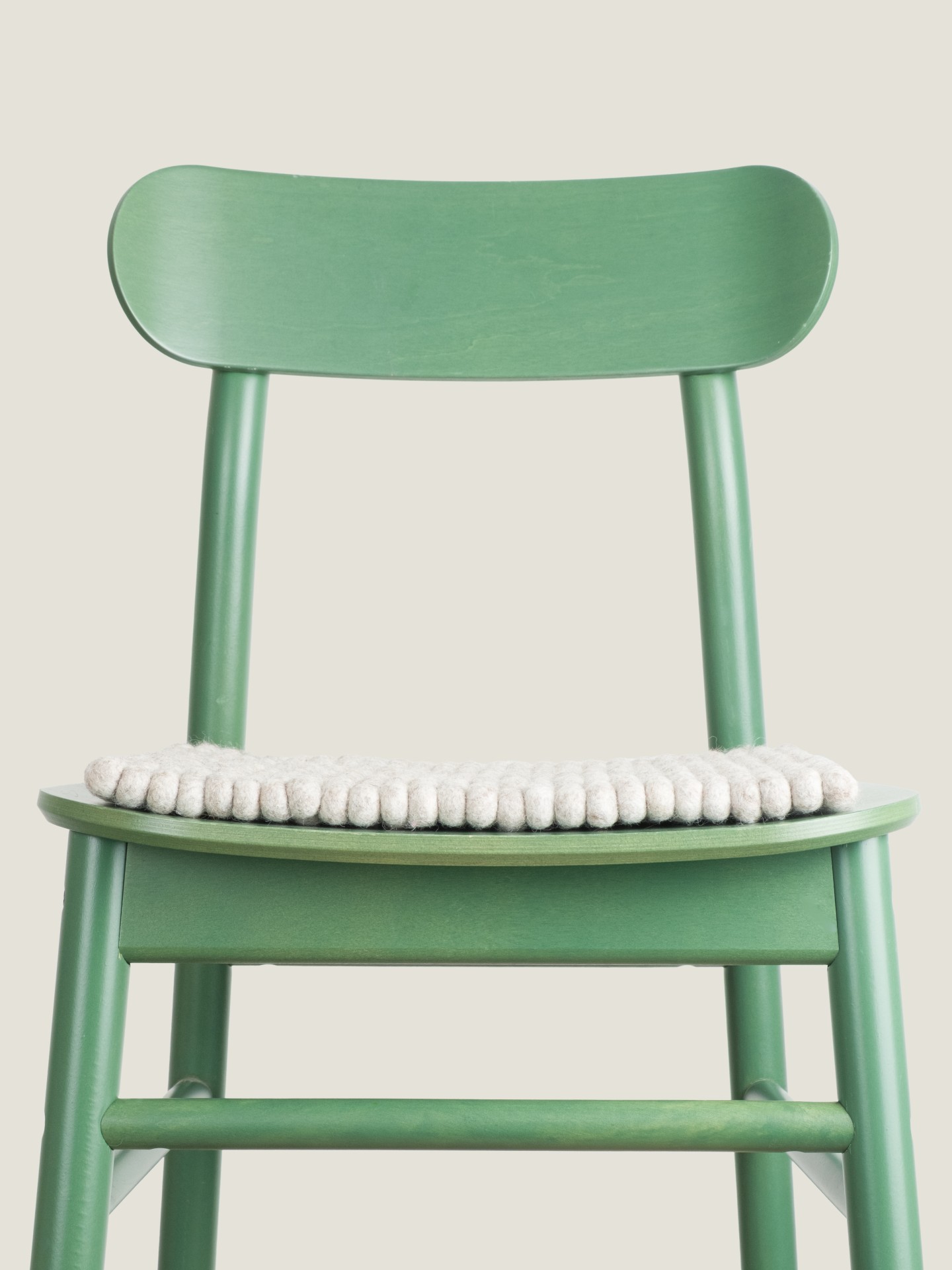 myfelt Bela - Filzkugel Sitzauflage quadratisch