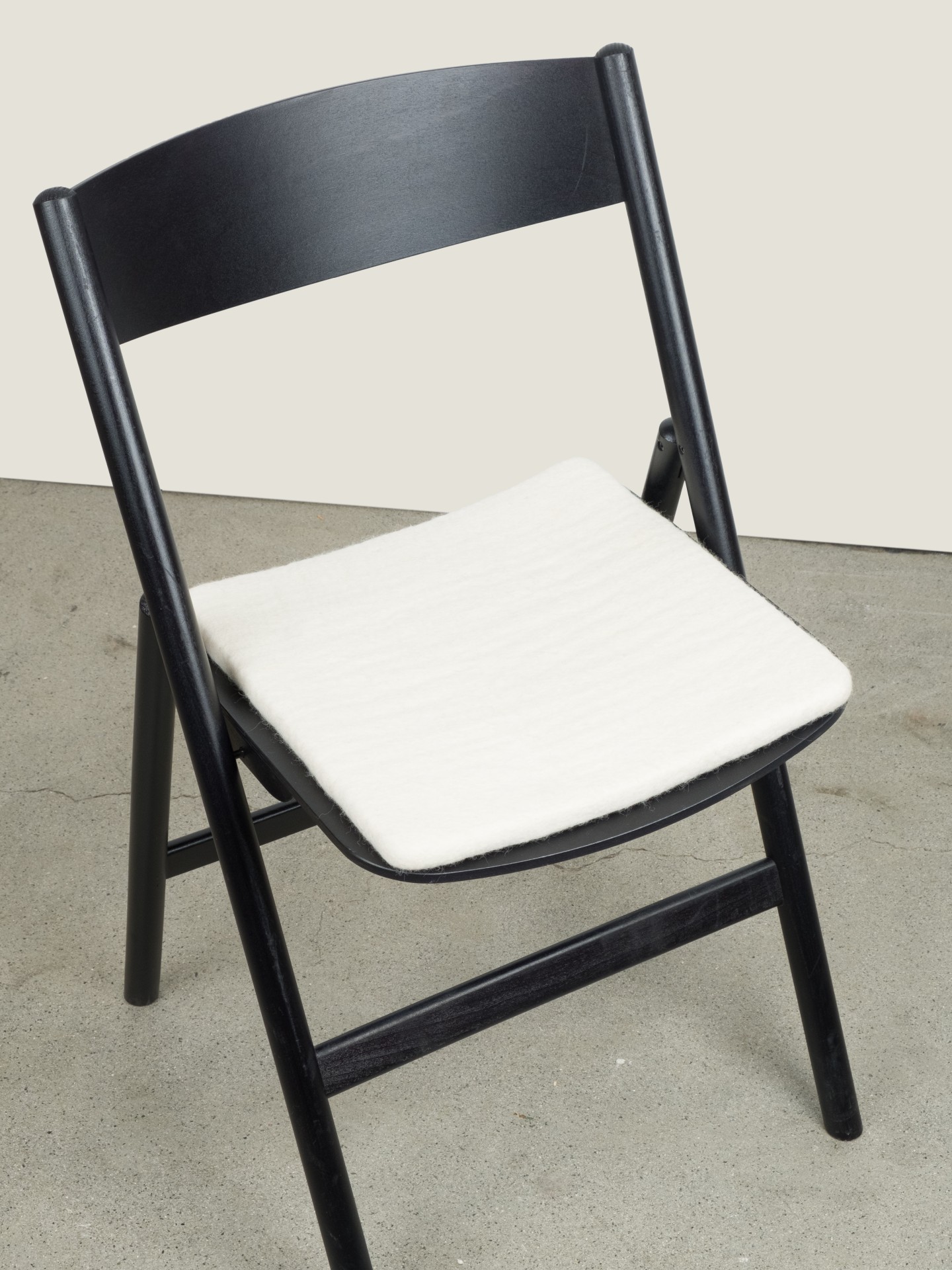myfelt Linea - Flache Sitzauflage quadratisch