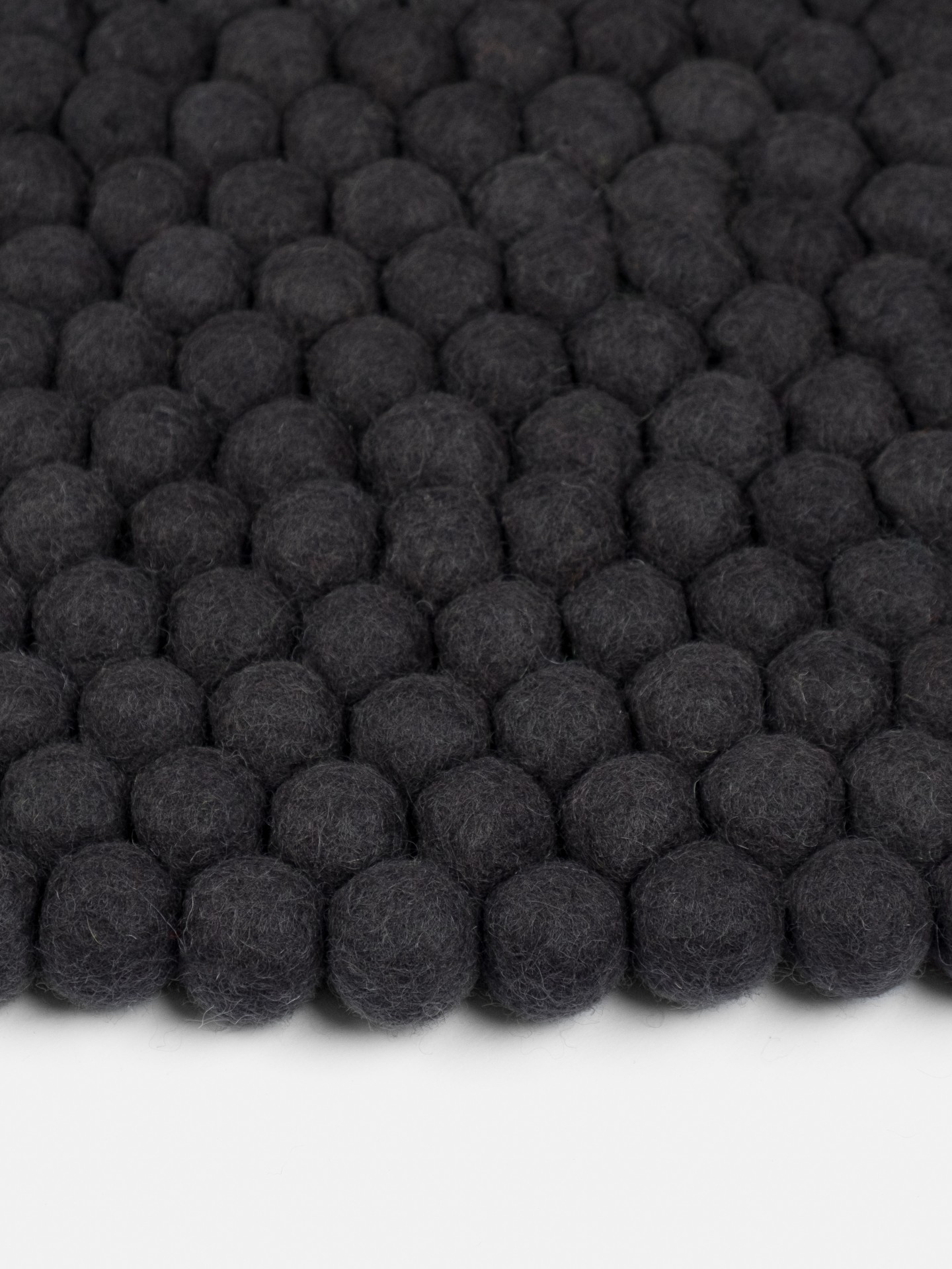 myfelt Kuno Filzkugelteppich - 50 cm