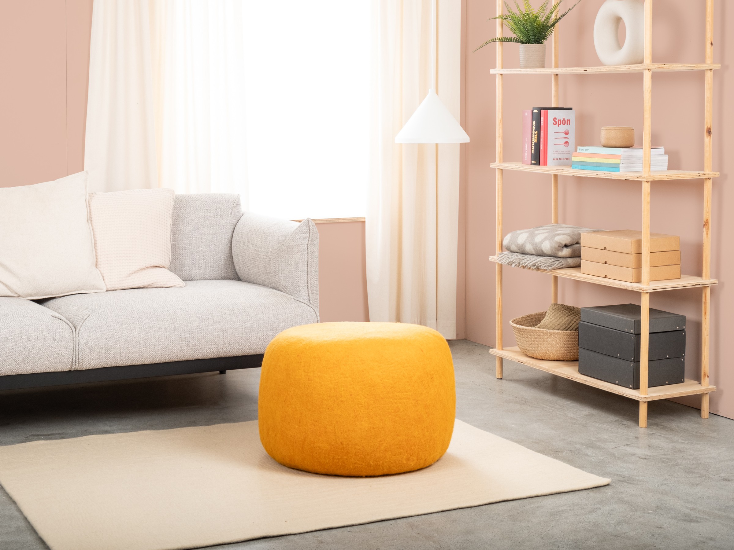 myfelt Risa Colour Pouf Ockergelb Ø 38 x 14 cm